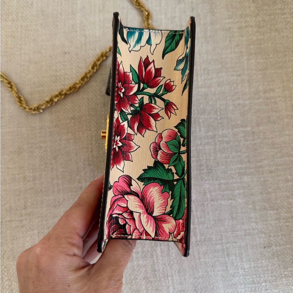 Auth. Gucci LIMITED EDITION Padlock Flower Bag - New Without Tags - Picture 9 of 14